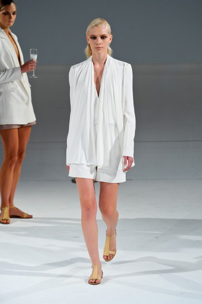 desfile-chalayan-paris-verao2012rtw-105