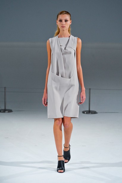 desfile-chalayan-paris-verao2012rtw-112
