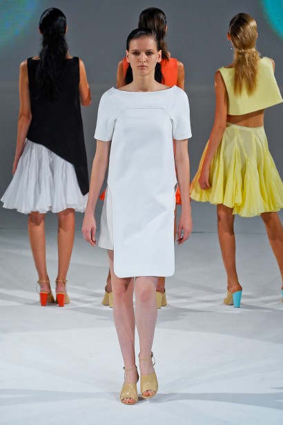 desfile-chalayan-paris-verao2012rtw-124