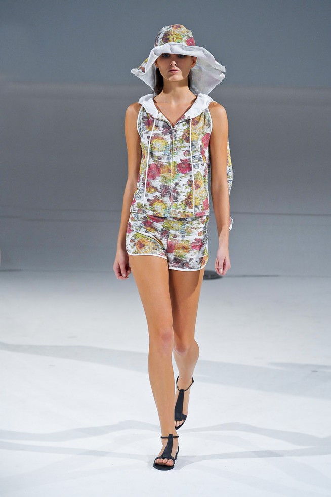desfile-chalayan-paris-verao2012rtw-137