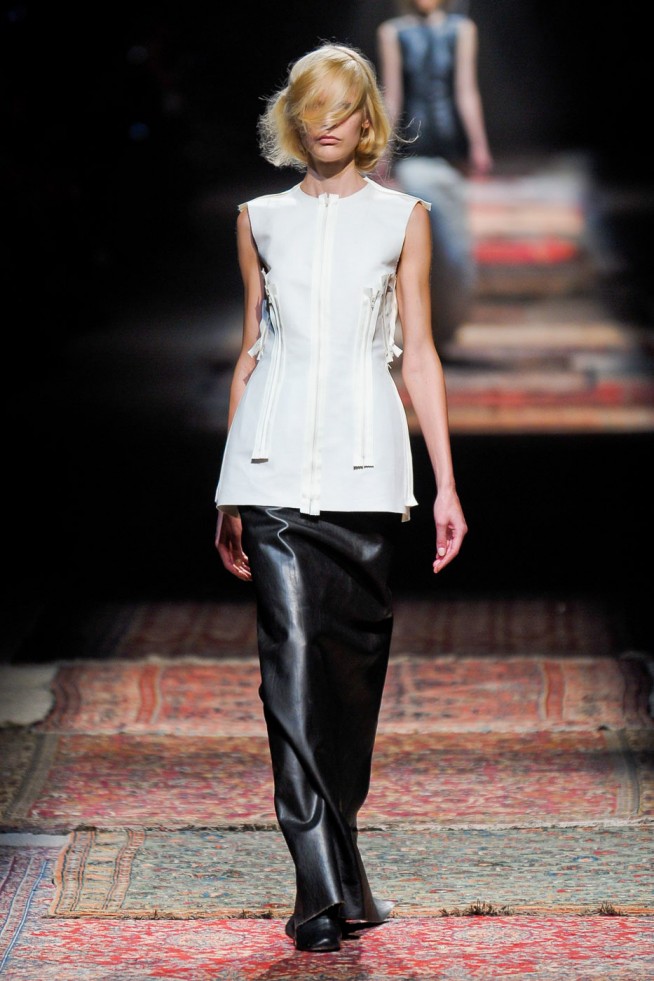 desfile-margiela-paris-verao2012rtw-111