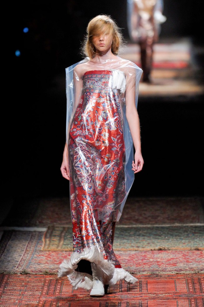 desfile-margiela-paris-verao2012rtw-119