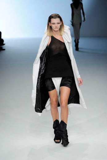 ows_ss10_035