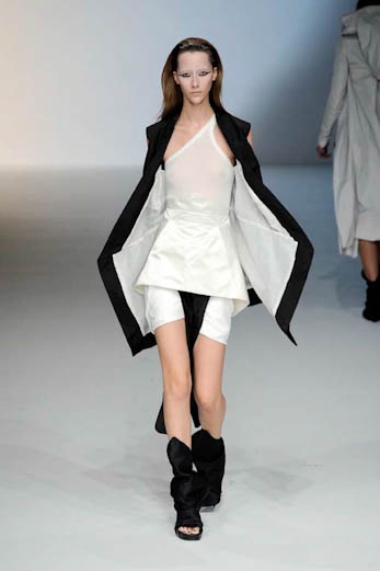 ows_ss10_040
