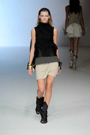 ows_ss10_140