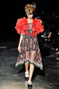 desfile-junya-watanabe-paris-verao2012rtw-111
