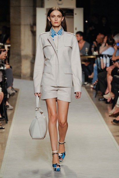 desfile-loewe-paris-verao2012rtw-100