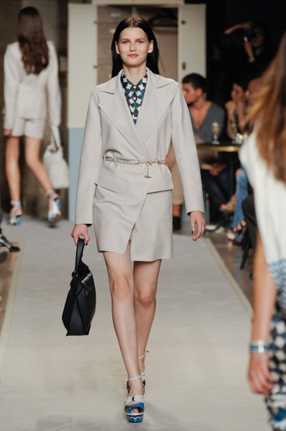 desfile-loewe-paris-verao2012rtw-103