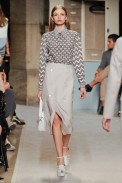 desfile-loewe-paris-verao2012rtw-104