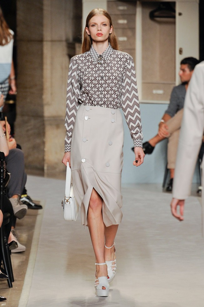 desfile-loewe-paris-verao2012rtw-104