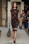 desfile-loewe-paris-verao2012rtw-124