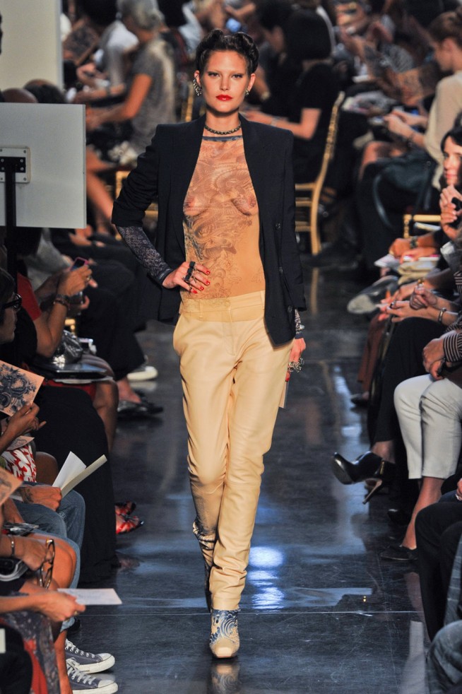 desfile-jean-paul-gaultier-paris-verao2012rtw-113