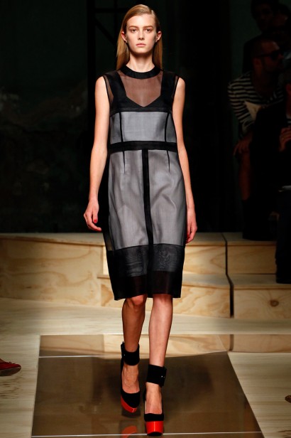 desfile-celine-paris-verao2012rtw-124
