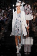 desfile-john-galliano-paris-verao2012rtw-109