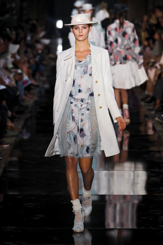 desfile-john-galliano-paris-verao2012rtw-109