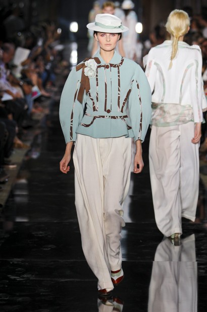 desfile-john-galliano-paris-verao2012rtw-114