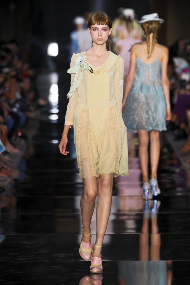 desfile-john-galliano-paris-verao2012rtw-122