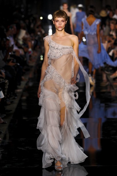 desfile-john-galliano-paris-verao2012rtw-126