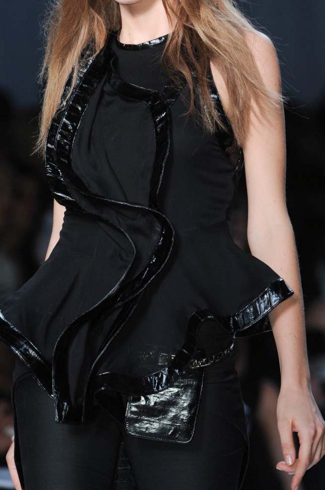 detalhes-givenchy-paris-verao2012rtw-102