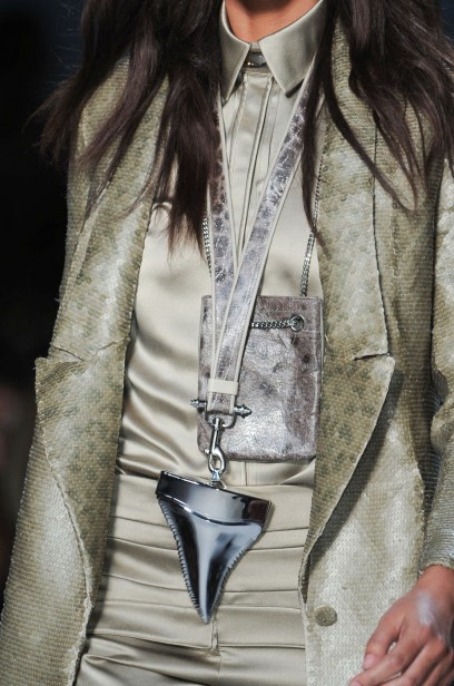 detalhes-givenchy-paris-verao2012rtw-114