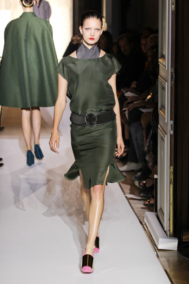 desfile-ysl-paris-verao2012rtw-106