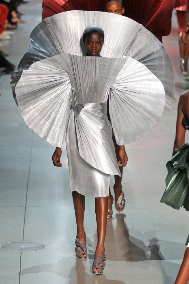 desfile-paco-rabanne-paris-verao2012rtw-135