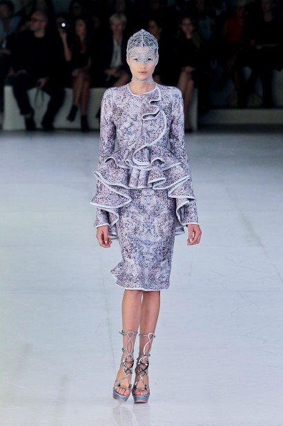 desfile-alexandermcqueen-paris-verao2012rtw-110