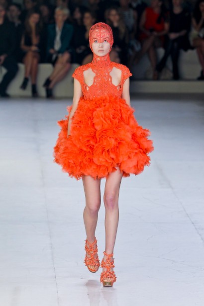desfile-alexandermcqueen-paris-verao2012rtw-123