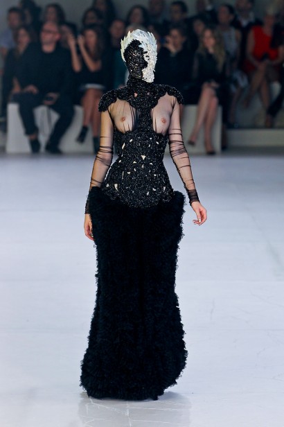 desfile-alexandermcqueen-paris-verao2012rtw-128