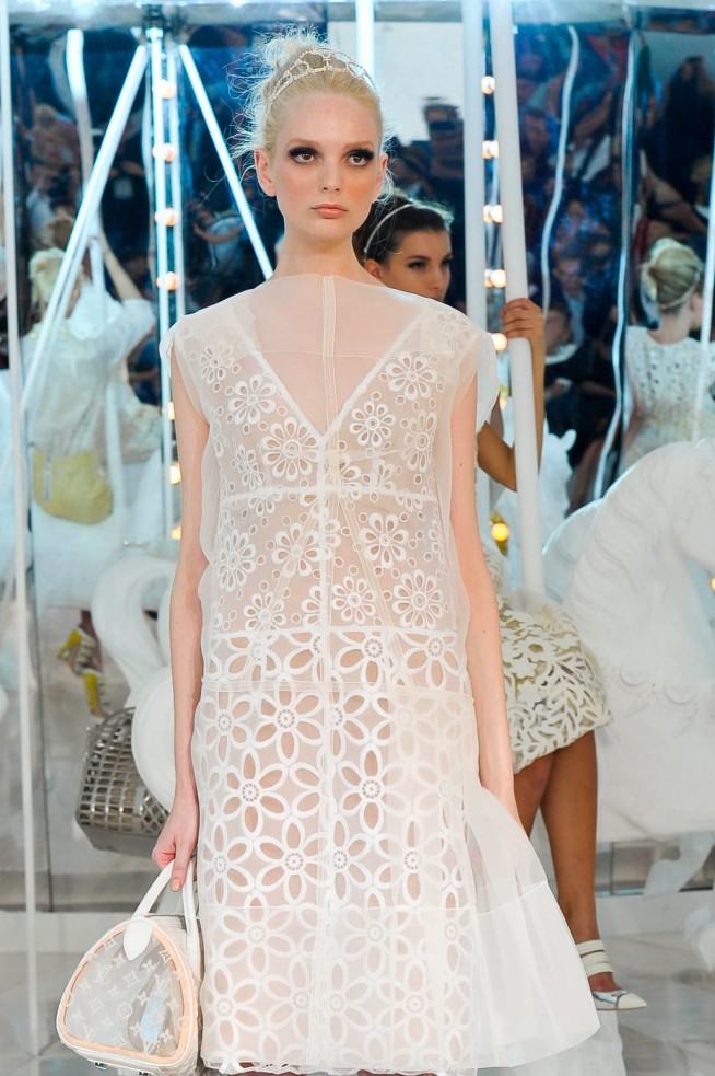 desfile-louis-vuitton-paris-verao2012-099
