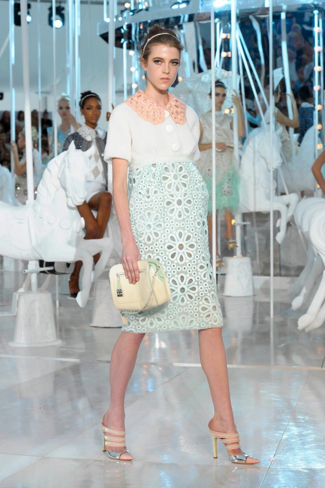 desfile-louis-vuitton-paris-verao2012-108