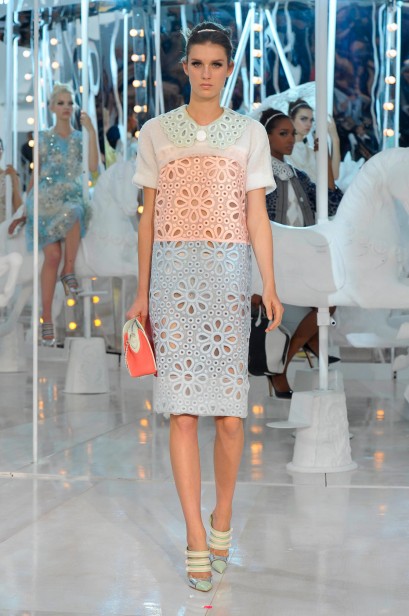 desfile-louis-vuitton-paris-verao2012-109