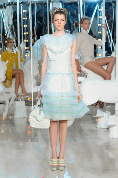 desfile-louis-vuitton-paris-verao2012-115
