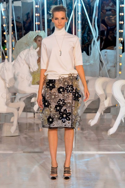 desfile-louis-vuitton-paris-verao2012-139