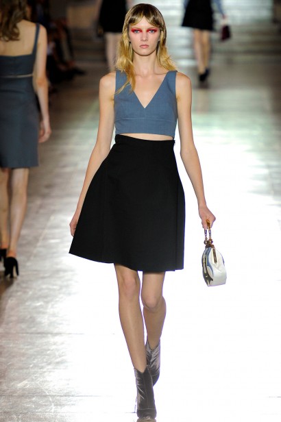 desfle-miumiu-paris-verao2012-104