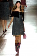 desfle-miumiu-paris-verao2012-114
