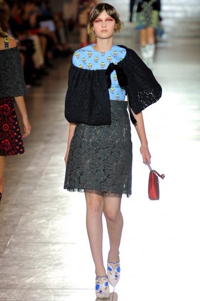 desfle-miumiu-paris-verao2012-120