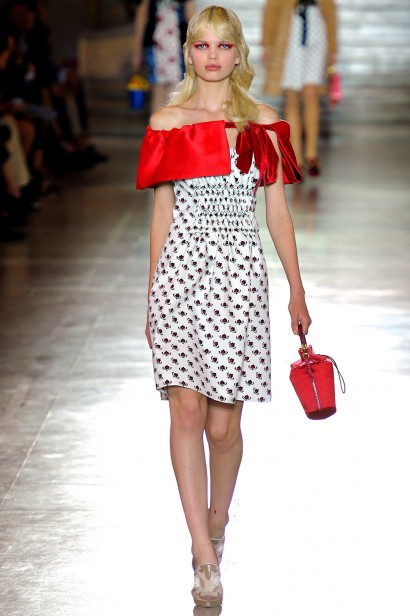 desfle-miumiu-paris-verao2012-124