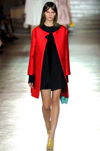 desfle-miumiu-paris-verao2012-130