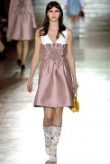desfle-miumiu-paris-verao2012-131