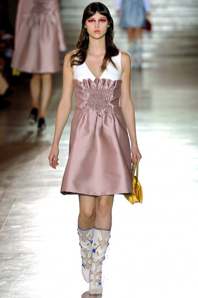 desfle-miumiu-paris-verao2012-131