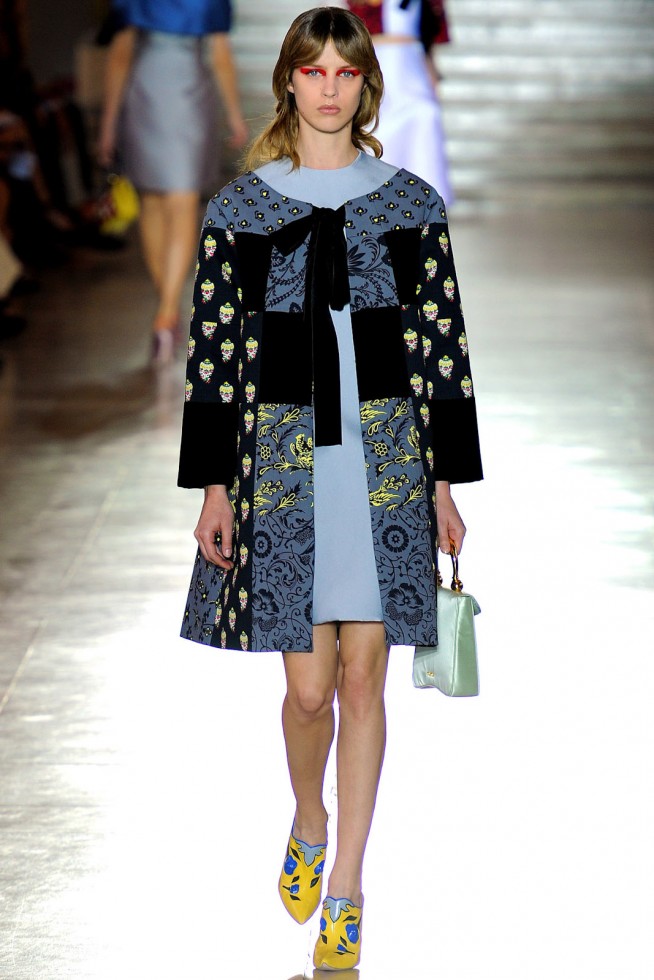 desfle-miumiu-paris-verao2012-136