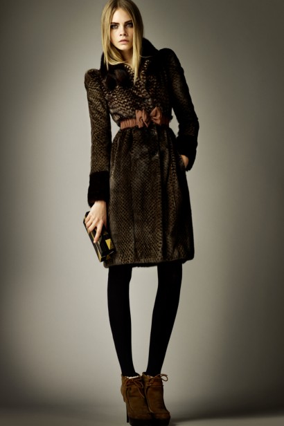 desfile-burberry-outono2012 (22)