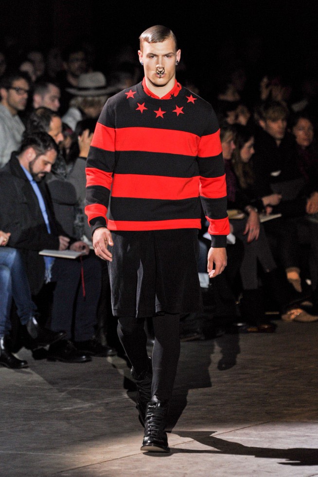 desfile-givenchy-paris-men-inverno2012-107