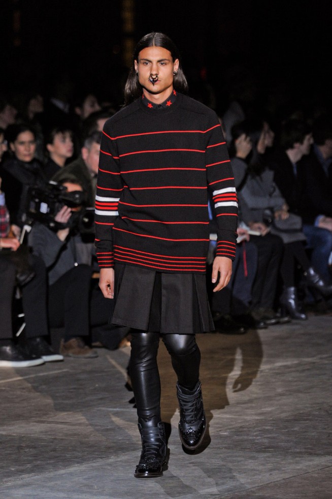 desfile-givenchy-paris-men-inverno2012-111