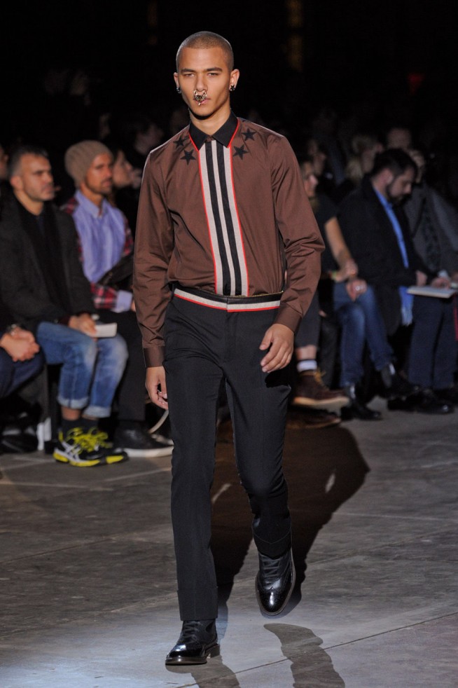 desfile-givenchy-paris-men-inverno2012-123