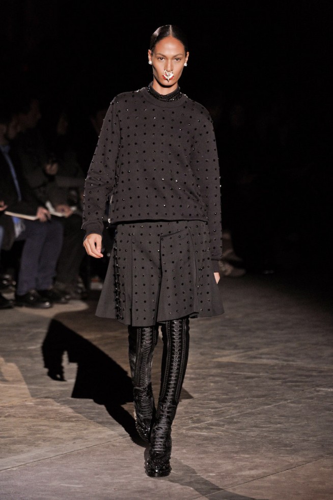 desfile-givenchy-paris-men-inverno2012-138