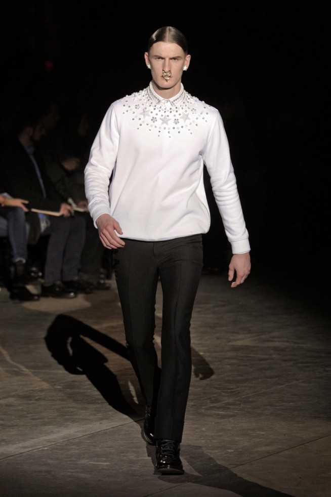 desfile-givenchy-paris-men-inverno2012-142