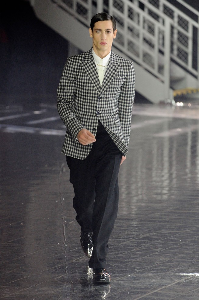 desfile-john-galliano-paris-men-inverno2012-109