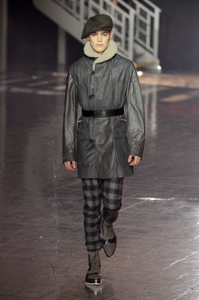 desfile-john-galliano-paris-men-inverno2012-111